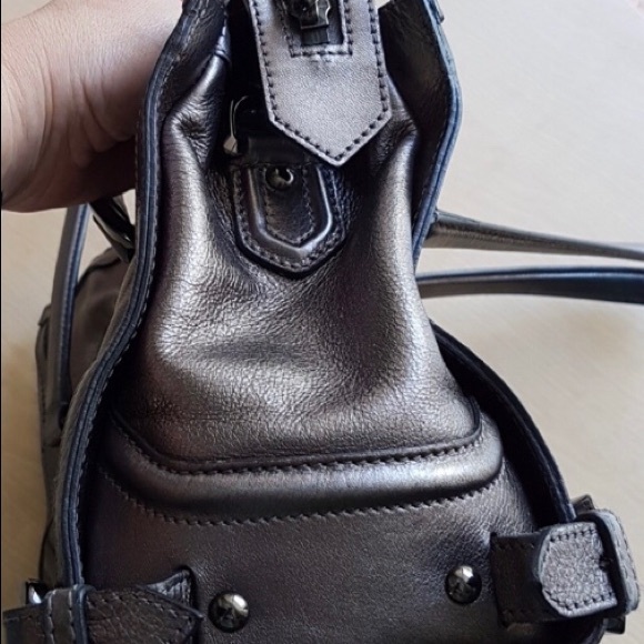 Burberry Metallic Shoulder Bag !!HOST PICK!! - Picture 2 of 7